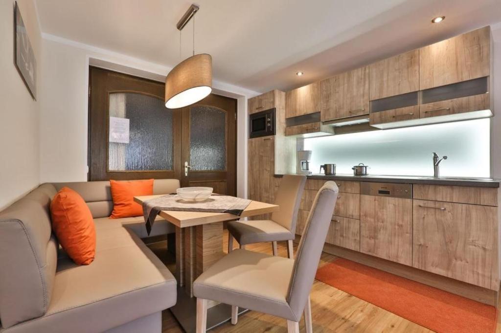 Ferienwohnung Haus Heimattreu เชอเนา อัม เคอนิกเซ ภายนอก รูปภาพ