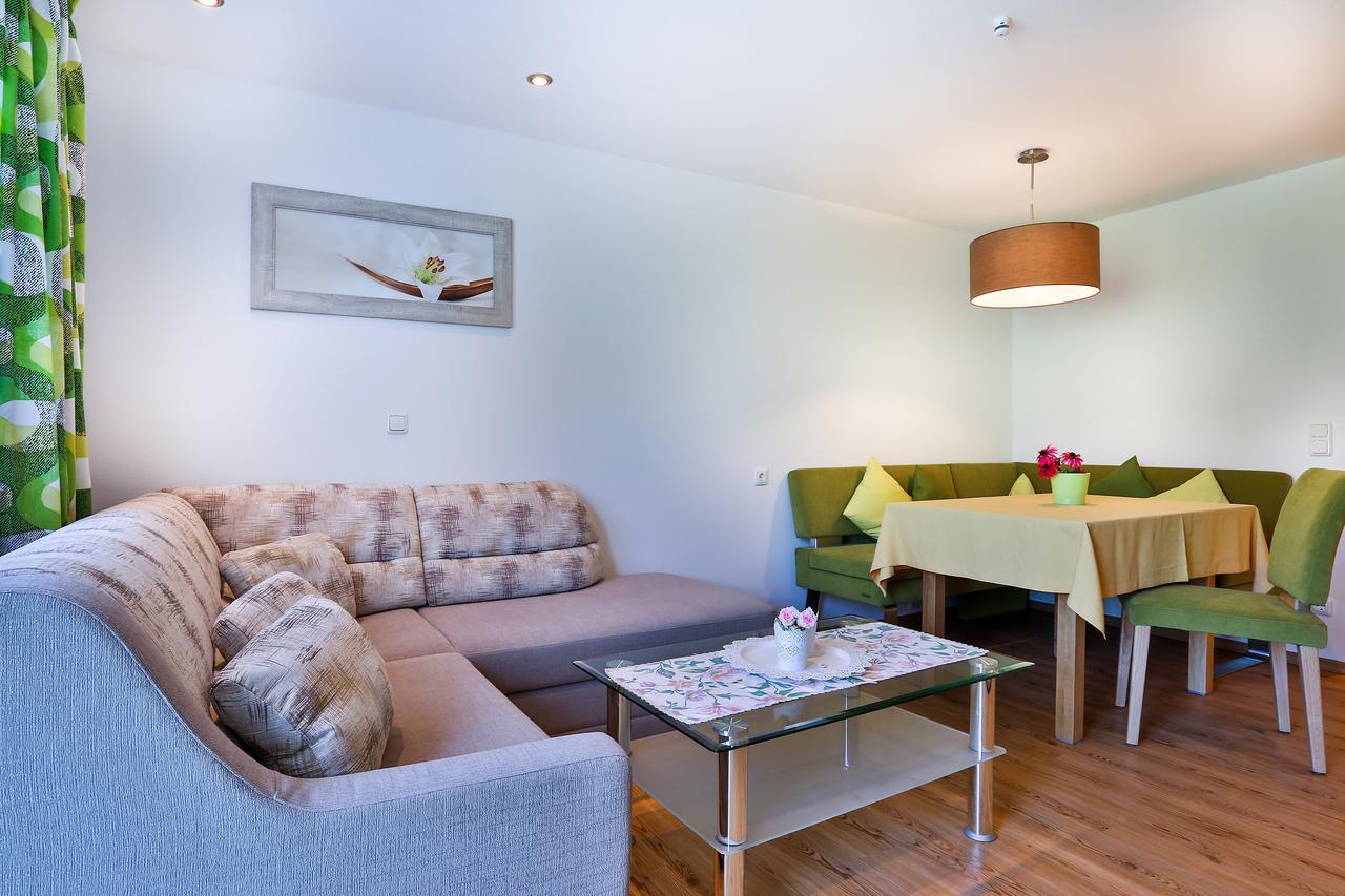 Ferienwohnung Haus Heimattreu เชอเนา อัม เคอนิกเซ ภายนอก รูปภาพ